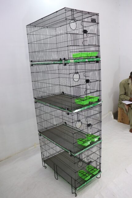 4 Portions Cage (18x30x18)in,